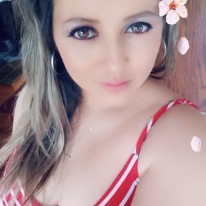 Meet your Posher, Celina